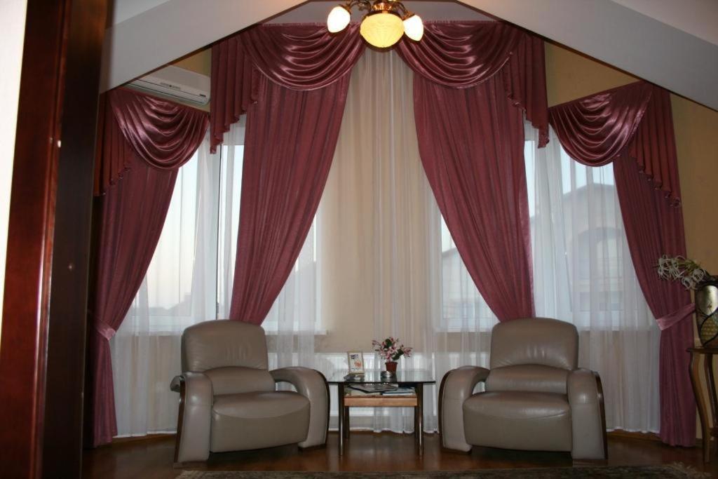 Hotel Prague Zaporizhia Exterior foto
