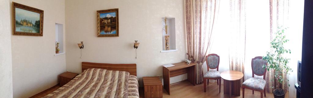 Hotel Prague Zaporizhia Exterior foto